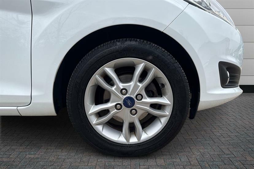 Ford Fiesta 1.0 Ecoboost Zetec RA65OJF White #5
