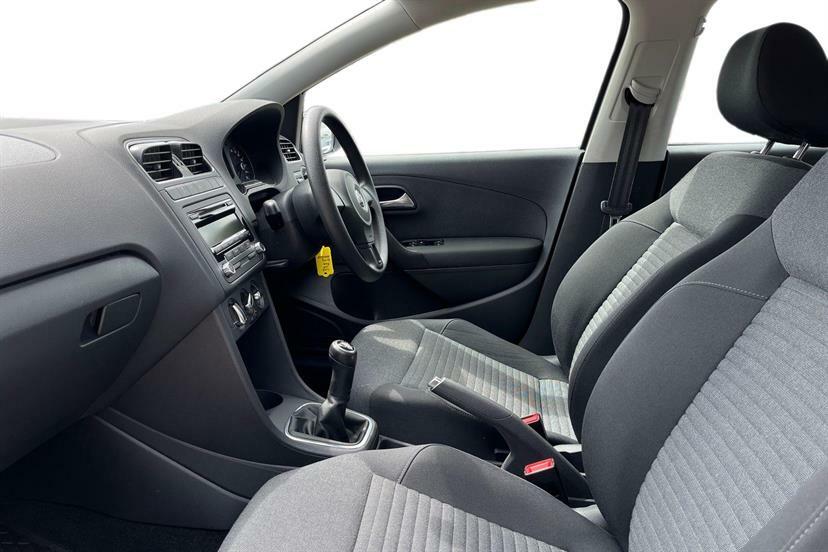 Volkswagen Polo 1.2 70 Se  #2