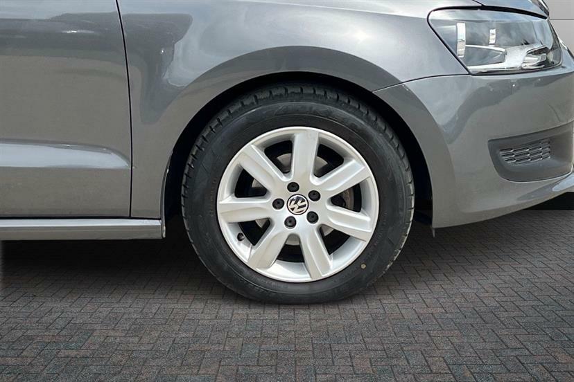 Volkswagen Polo 1.2 70 Se  #5