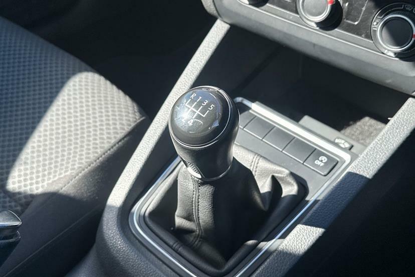 Volkswagen Jetta 2.0 Tdi Bluemotion Tech Gt Saloon Manua White #17