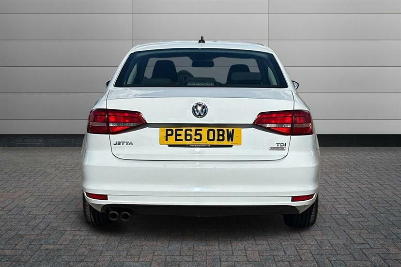 Volkswagen Jetta 2.0 Tdi Bluemotion Tech Gt Saloon Manua White #11