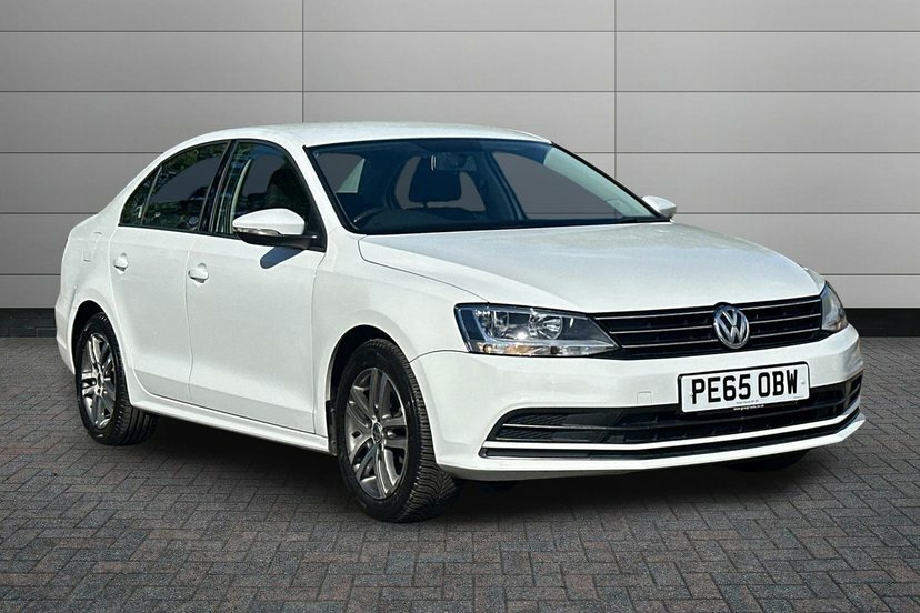 Volkswagen Jetta 2.0 Tdi Bluemotion Tech Se Saloon Manua White