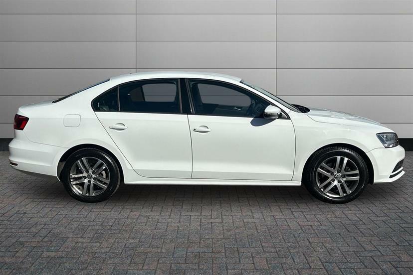 Volkswagen Jetta 2.0 Tdi Se PE65OBW White #4