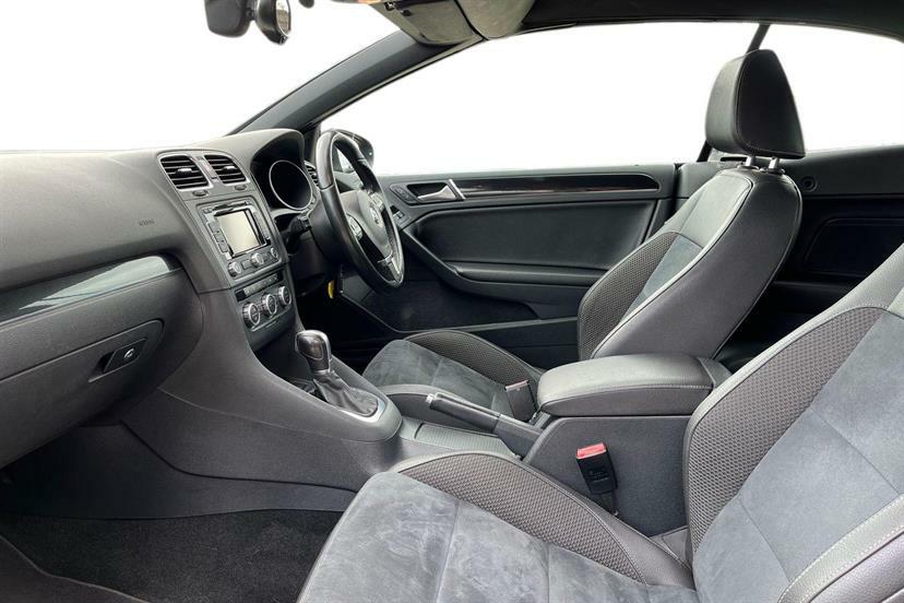 Volkswagen Golf 1.4 Tsi Gt Dsg LD64EZW Black #2