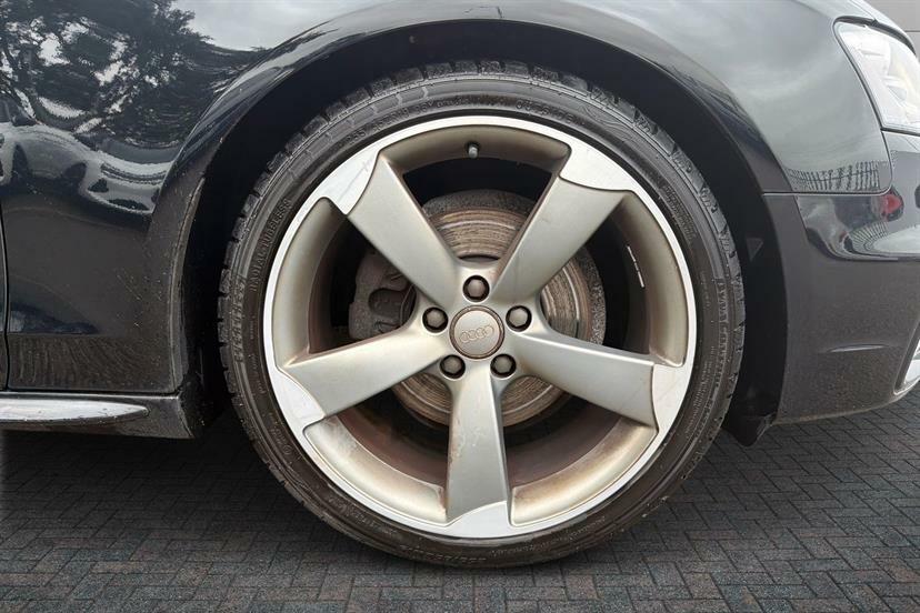 Audi A4 Tdi Se Technik White #4