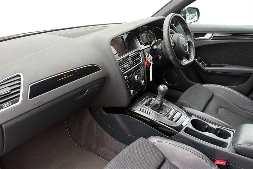 Audi A4 Tdi Se Technik White #2