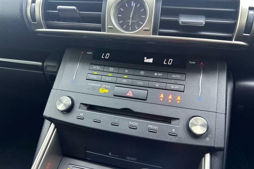 Lexus IS 2.5 300H Executive Edition E-cvt Euro 5 Ss Grey #18