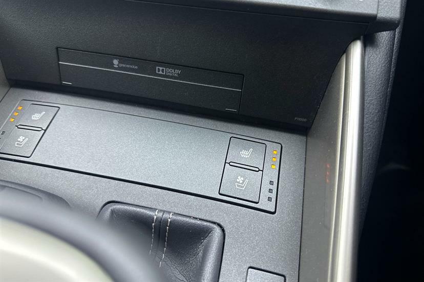 Lexus IS 2.5 300H Executive Edition E-cvt Euro 5 Ss Grey #16