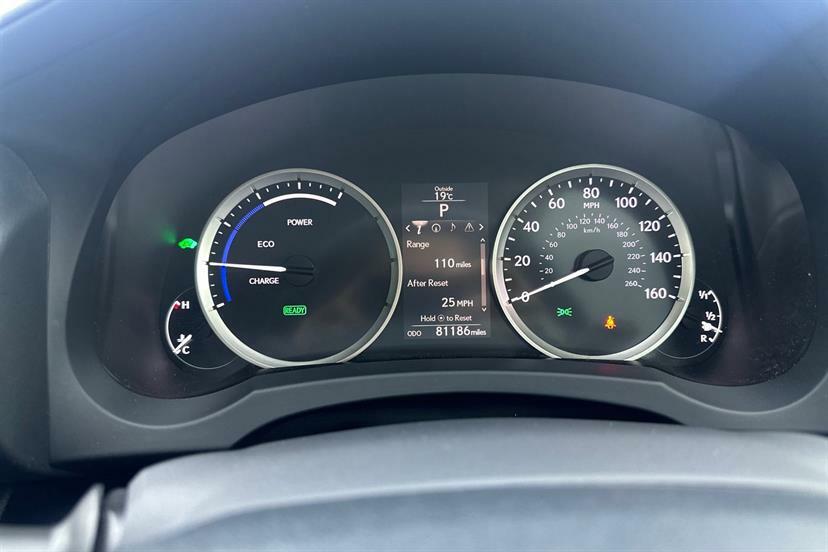 Lexus IS 2.5 300H Executive Edition E-cvt Euro 5 Ss Grey #17