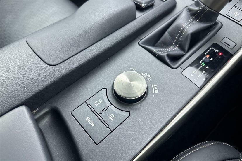 Lexus IS 2.5 300H Executive Edition E-cvt Euro 5 Ss Grey #19