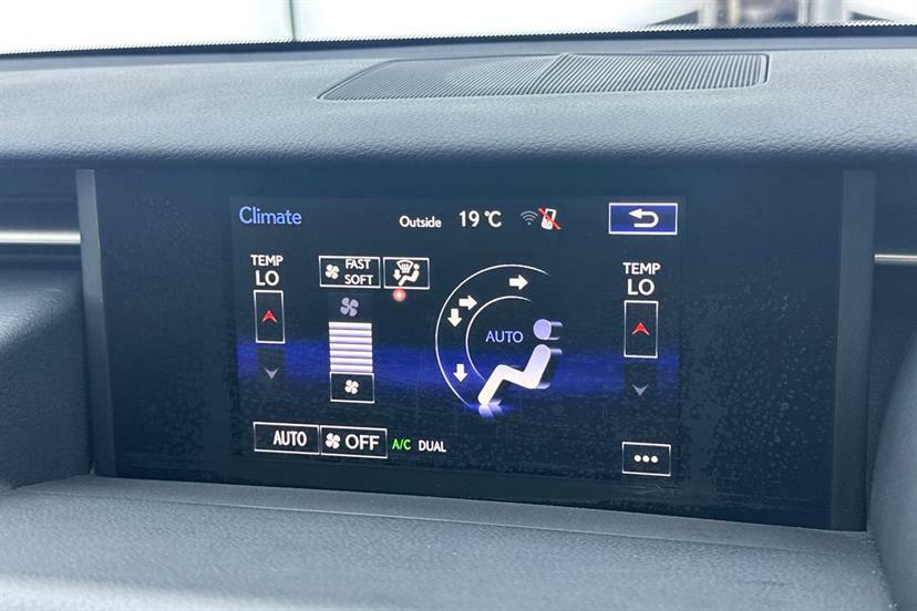 Lexus IS 2.5 300H Executive Edition E-cvt Euro 5 Ss Grey #26