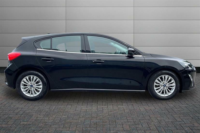 Ford Focus 1.5 Ecoblue 120 Titanium RE69LDJ Black #3
