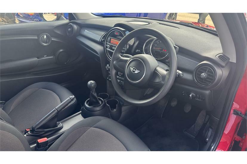 Mini Hatch 1.5 Cooper Red #6