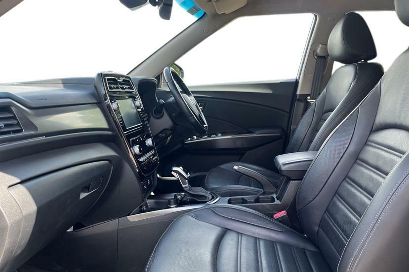 SsangYong Tivoli 1.5P Ultimate Silver