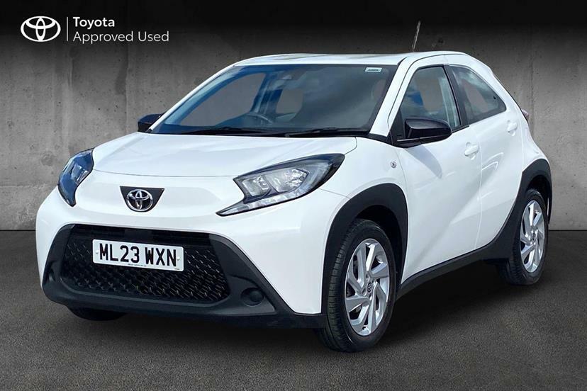 Toyota Aygo X 1.0 Vvt-i Pure ML23WXN White #3