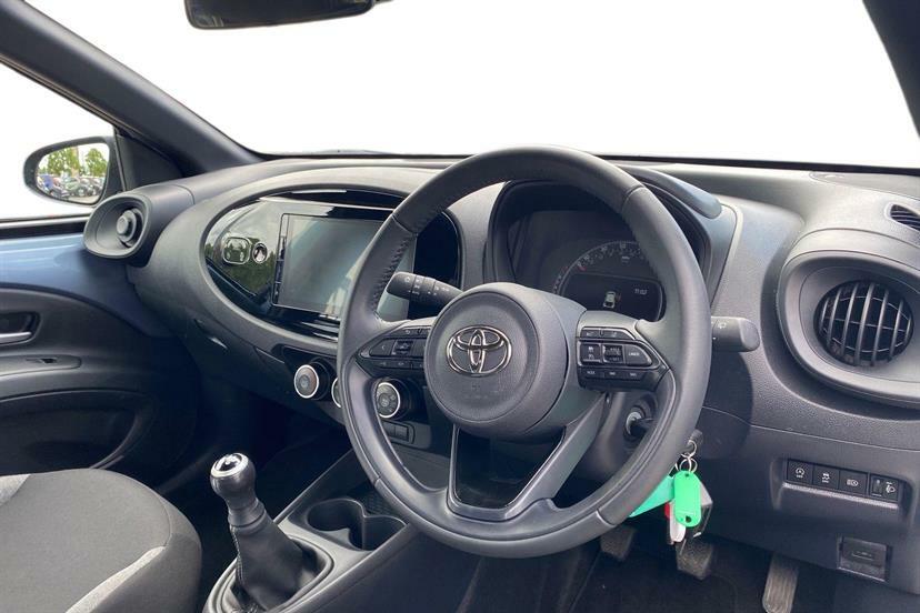 Toyota Aygo X 1.0 Vvt-i Pure YP24UYK #5