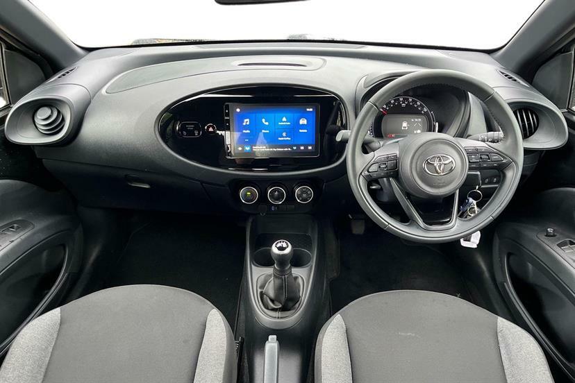 Toyota Aygo X 1.0 Vvt-i Pure GD24WKU Black #6