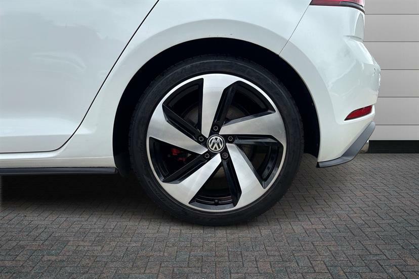 Volkswagen Golf 2.0 Tsi Gti VA18TBU White #5