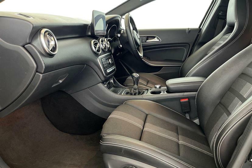 Mercedes-Benz A Class A180 Sport Edition WX18TGU Black #2