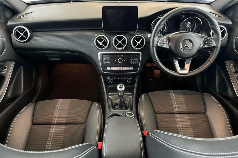 Mercedes-Benz A Class A180 Sport Edition WX18TGU Black #6