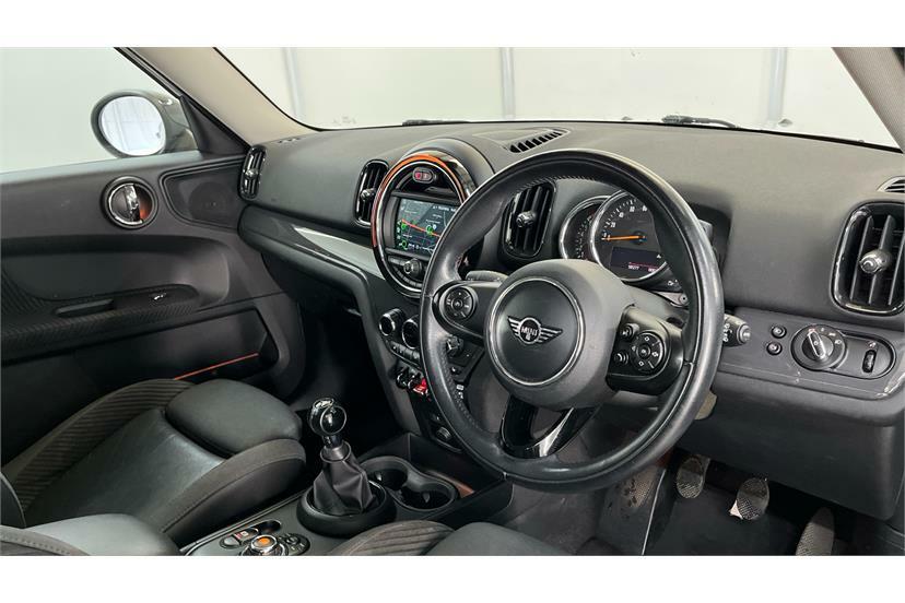 Mini Countryman 1.5 Cooper White #6