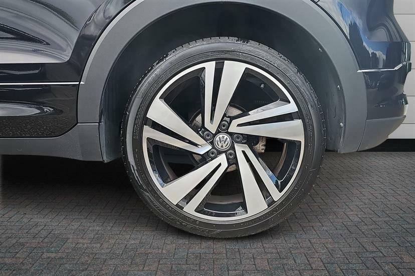 Volkswagen T-Cross 1.0 Tsi 115 R-line GL69MYW Black #5