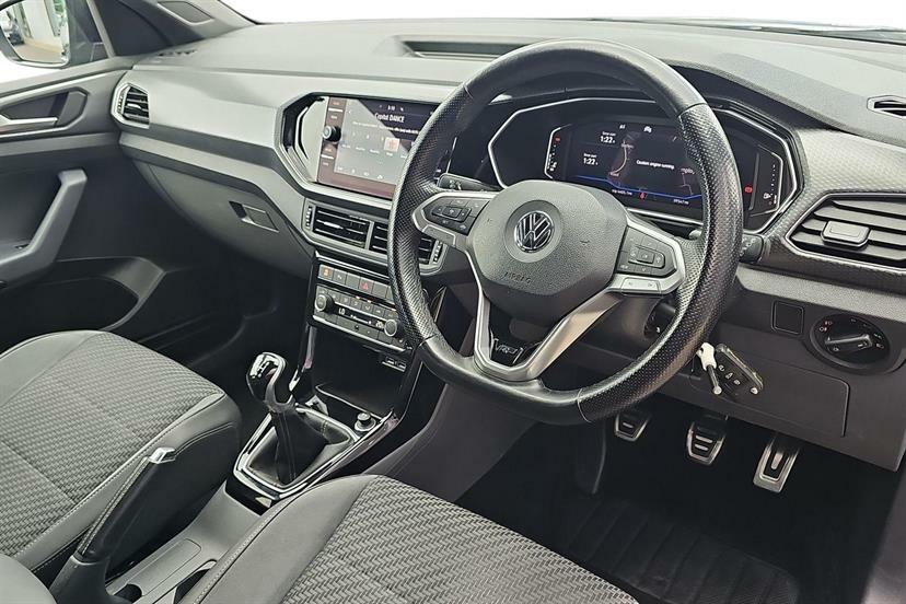 Volkswagen T-Cross 1.0 Tsi 115 R-line GL69MYW Black #6