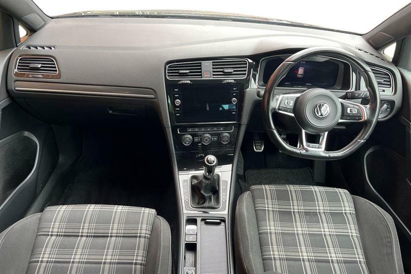 Volkswagen Golf 2.0 Tdi 184 Gtd MC17FFJ Black #5