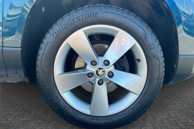 Skoda Karoq 1.5 Tsi Se Dsg Blue #5