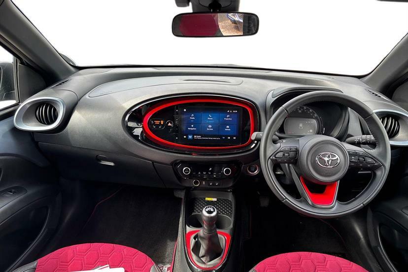 Toyota Aygo X 1.0 Vvt-i Undercover RJ73JXY Black #5