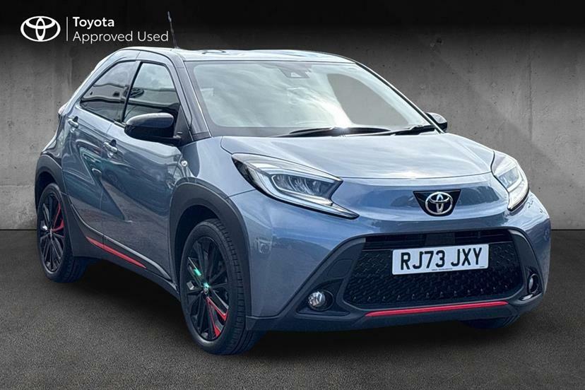 Toyota Aygo X 1.0 Vvt-i Undercover Black
