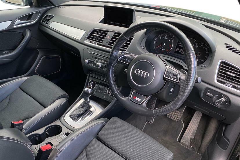 Audi Q3 2.0 Tdi Quattro S Line Edition S Tronic MA18ZZV Grey #6