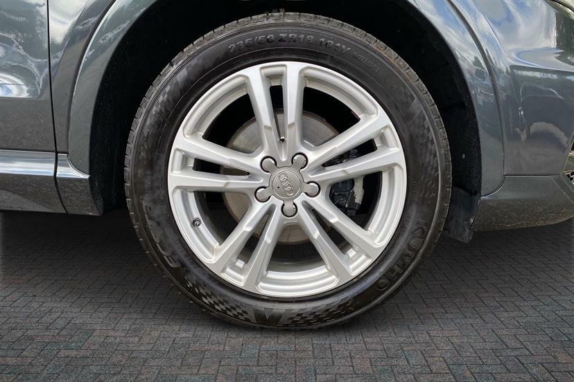 Audi Q3 2.0 Tdi Quattro S Line Edition S Tronic MA18ZZV Grey #5
