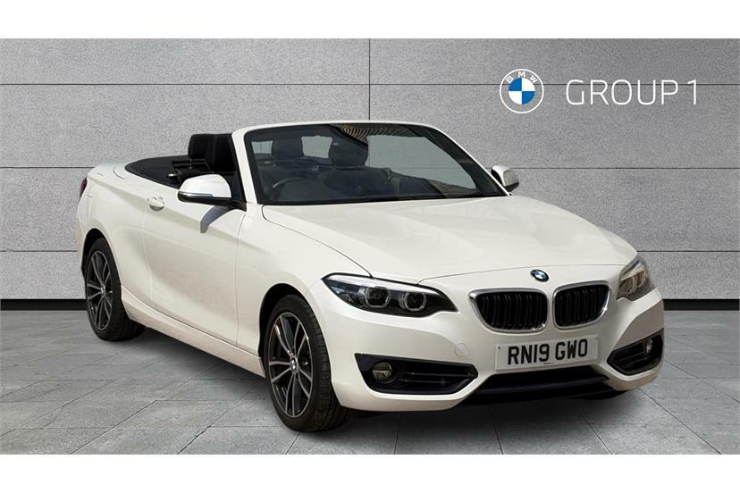 BMW 2 Series 218I Sport Nav Step White