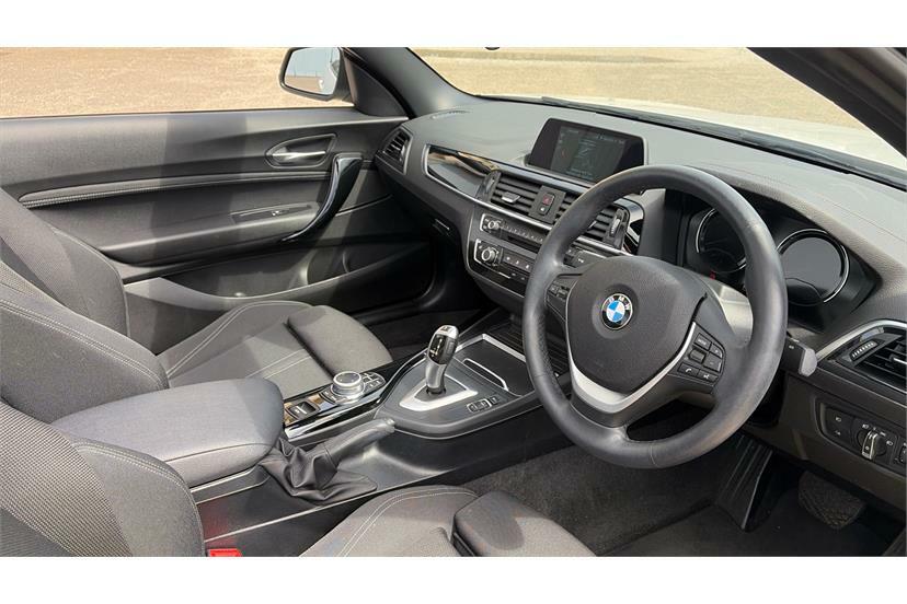 BMW 2 Series 218I Sport Nav Step RN19GWO White #6