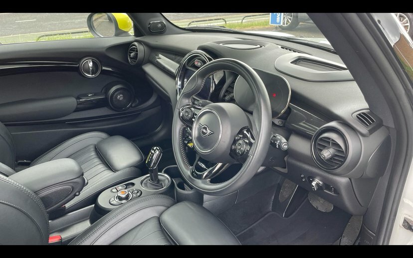 Mini Hatch Level 3 AF70ZGE White #6