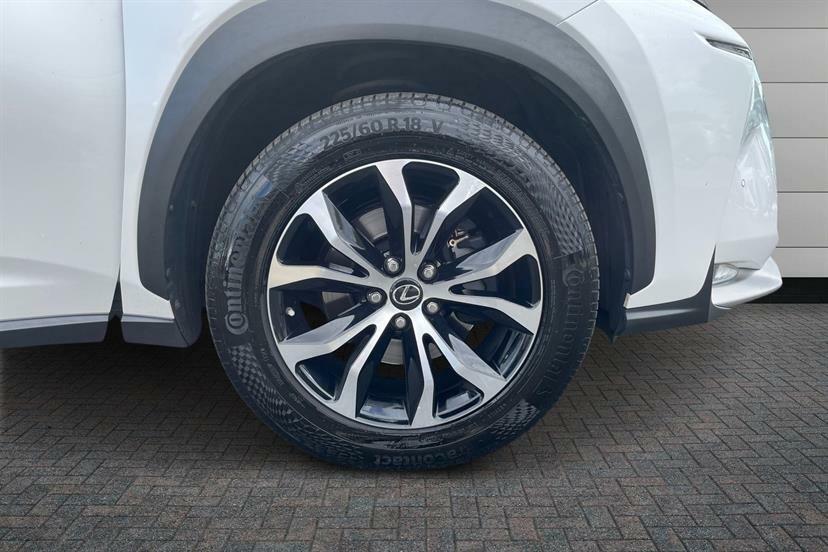 Lexus NX 200T 2.0 F-sport Nav White #5