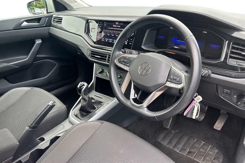 Volkswagen Polo 1.0 Life DE73GDJ Grey #6
