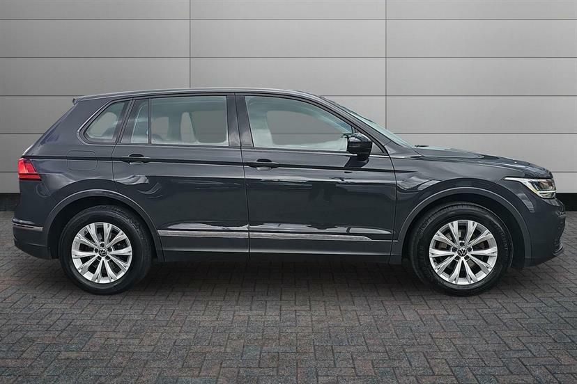 Volkswagen Tiguan 1.5 Tsi EJ21KOA Grey #4