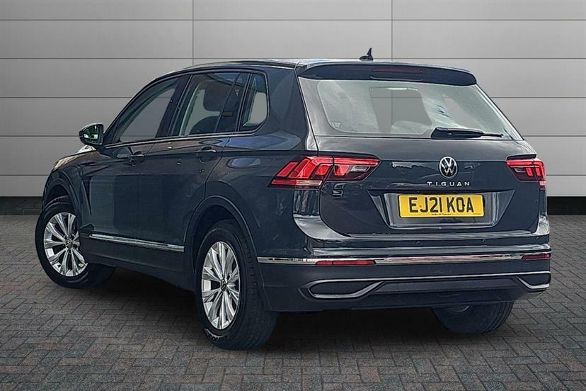 Volkswagen Tiguan 1.5 Tsi EJ21KOA Grey #3