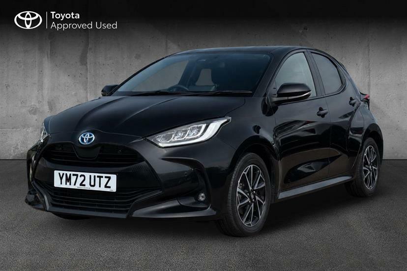 Toyota Yaris 1.5 Hybrid Design Cvt Black #3