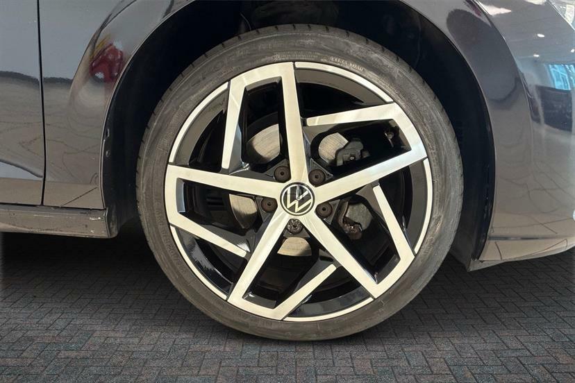 Volkswagen Golf 1.5 Tsi Style EJ70XCP Black #5