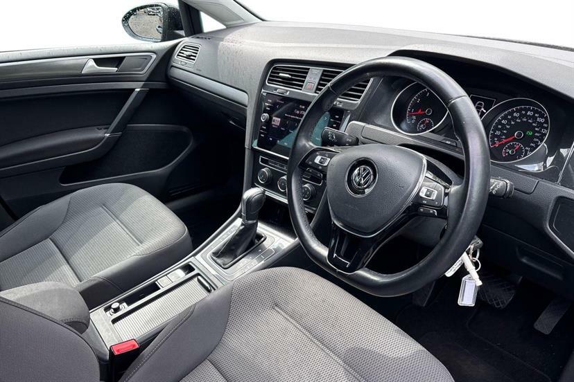 Volkswagen Golf 1.5 Tsi Evo 150 Match Dsg YH19ZJL Black #5