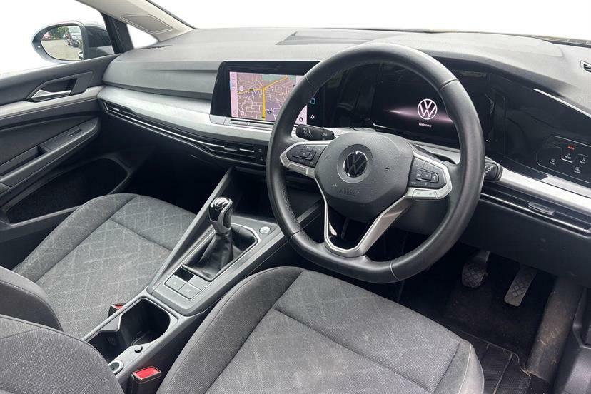 Volkswagen Golf 1.5 Tsi Life YD22KDK Black #6