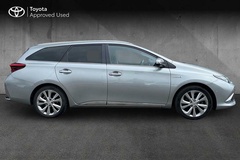 Toyota Auris 1.8 Hybrid Excel Tss Cvt Leather Silver #3