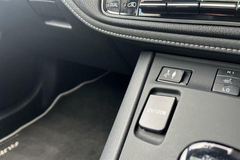 Toyota Auris Design Hev Vvt-i Cvt Grey #21