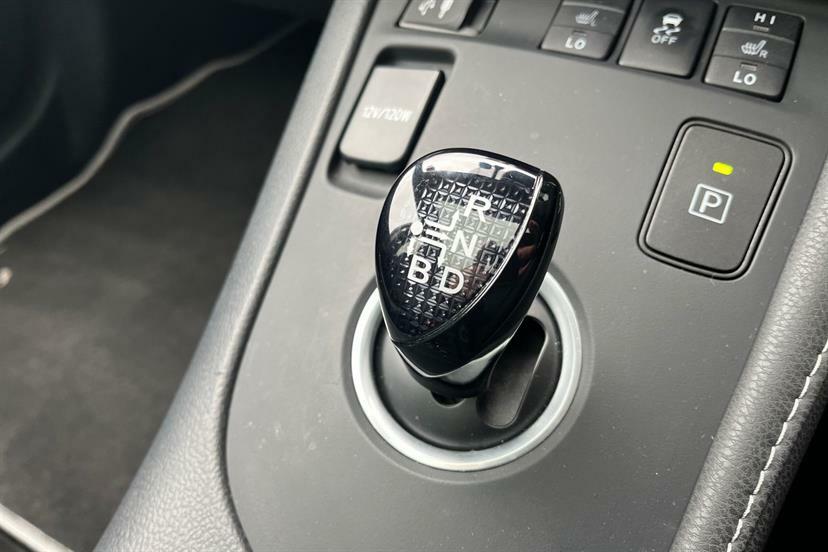 Toyota Auris Design Hev Vvt-i Cvt Grey #7
