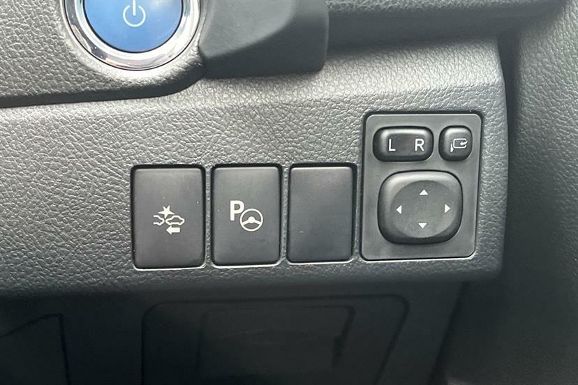 Toyota Auris Design Hev Vvt-i Cvt Grey #15
