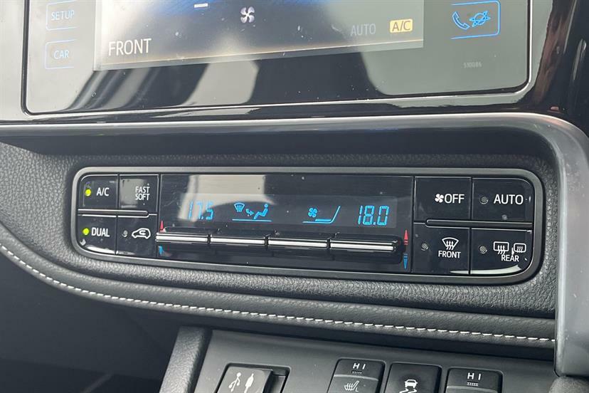 Toyota Auris Design Hev Vvt-i Cvt Grey #24
