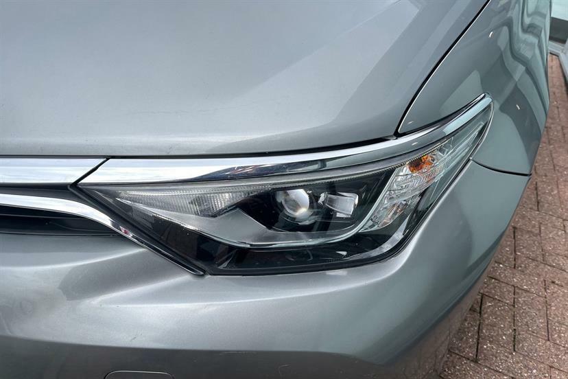 Toyota Auris Design Hev Vvt-i Cvt Grey #45